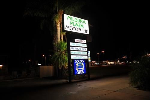 Mildura Plaza Motor Inn Екстер'єр фото
